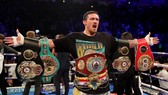 Usyk đang là nhà vô địch tuyệt đối hạng dưới nặng, và anh rất muốn lên chơi ở hạng nặng