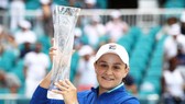 Ashleigh Barty là tay vợt nữ thứ 14 lên ngôi ở WTA Tour mùa này