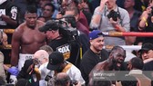 Hai gương mặt, hai thái cực giữa Ortiz và Wilder