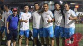 QBV futsal Việt Nam Trần Văn Vũ và Vua phủi Capdevilar (thứ 2 và thứ 3 từ trái sang)
