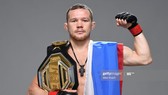 Yan trở thành võ sĩ Nga thứ 2 giành đai vô địch UFC