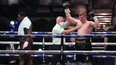 Povetkin ăn mừng chiến thắng