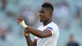 Embolo đến từ Bundesliga là người hùng của tuyển Thụy Sỹ