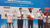 Vinh danh 10 cuốn sách đáng đọc tại Tuần lễ Doanh nhân và Sách năm 2021