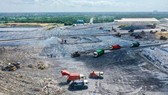 Waste treatment at Da Phuoc Landfill in Binh Chanh District of Ho Chi Minh City. (Photo: SGGP)