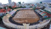 Sân Quy Nhơn đang được sửa chữa