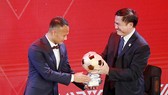 Trọng Hoàng trong đêm Gala trao giải QBV Việt Nam 2019