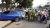 Xe ô tô tông liên hoàn, 5 người bị thương
