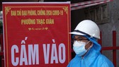 Khi dịch bệnh trở nên phức tạp, Đà Nẵng lập nhiều khu vực cách ly, tổ phòng chống Covid-19 cộng đồng trở thành lực lượng tuyến đầu đồng hành cùng chính quyền và trực tiếp vận động người dân tham gia phòng chống dịch Covid-19