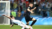 Ante Rebic vụt sáng sau bàn thắng vào lưới Argentina. Ảnh: Zimbio