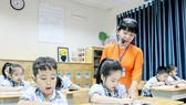 Dạy và học lớp 1 tại Trường Lê Đức Thọ, Gò Vấp, TPHCM. Ảnh: HOÀNG HÙNG