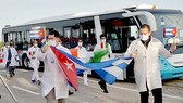 Chuyên gia Cuba về nước sau khi giúp Italy chống dịch