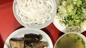 Món bún trứng cá ngừ Nha Trang ở Sài Gòn. Ảnh: THU NGUYỄN