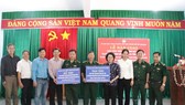 Bàn giao công trình điện năng lượng mặt trời tặng Biên phòng tỉnh Bình Phước