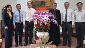Đồng bào Công giáo luôn đoàn kết vượt qua mọi khó khăn