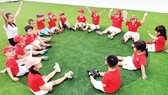 Khi trường có không gian xanh sẽ tạo nên “thói quen xanh” tích cực cho trẻ…