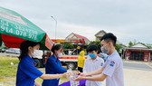 Thi tốt nghiệp THPT 2021: Nỗ lực hỗ trợ, bảo vệ kỳ thi tại các tỉnh vùng dịch miền Trung