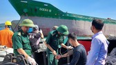 BĐBP kiểm tra sức khỏe các ngư dân