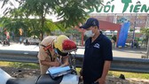 Xử phạt hàng loạt xe khách vi phạm trước khu vực Suối Tiên