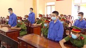 4 bị cáo lãnh hơn 36 năm tù về hành vi giết người