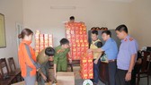 Xử lý nghiêm việc buôn bán pháo nổ