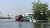 Một bến thủy hoạt đông phép