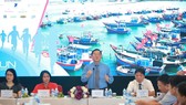 Ông Lê Xuân Sơn, Tổng biên tập Báo Tiền Phong phát biểu tại buổi họp báo. Ảnh: XUÂN VĨNH