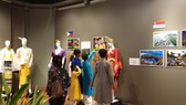 Khám phá sắc màu trang phục truyền thống ASEAN