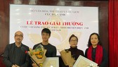 Các tác giả đoạt giải