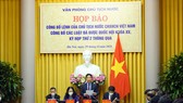 Quang cảnh buổi họp báo. Ảnh: VIẾT CHUNG