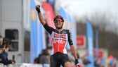 Chiến thắng mang tính bản lề của Tim Wellens ở chặng ba.