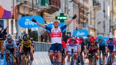 Jasper Stuyven chiến thắng Milan – San Remo 2021