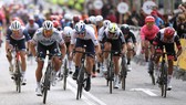 Pha nước rút dũng mãnh của Peter Sagan