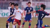 Công Phượng trong lần đối đầu cùng đội U19 Nhật Bản trước đây. Ảnh: NGUYỄN NHÂN