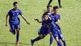Niềm vui của các cầu thủ B.Bình Dương sau bàn thắng. Ảnh: Anh Khoa