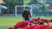 Đội U22 Việt Nam trong buổi tập chiều 29-10. Ảnh: Đoàn Nhật