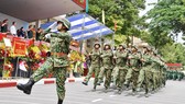 Trung đoàn Gia Định đón nhận Huân chương bảo vệ Tổ quốc Hạng III