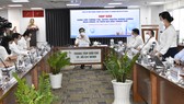 Tiêm vaccine Covid-19 mũi 3: Đang đợi Bộ Y tế trả lời