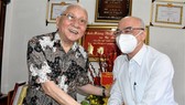 Lãnh đạo TPHCM thăm nhà giáo tiêu biểu