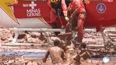 Vỡ đập tại Brazil, hàng nghìn m3 bùn và nước đổ xuống khu dân cư