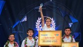 Tran The Trung, a student from Phan Boi Chau High School for Gifted Students in Nghe An province wins the 19th Road to Olympia Peak .
