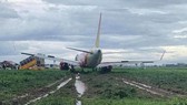 Vietjet plane slides off runway at Tan Son Nhat Airport