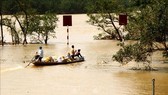 Heavy rains claim more than 100 lives in central Vietnam (Photo: VNA)
