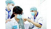 Vĩnh Long bắt đầu tiêm vaccine phòng Covid-19