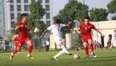 Hai đội U22 Việt Nam và U22 Myanmar bất phân thắng bại tại sân PVF vào chiều 17-11. Ảnh: MMF
