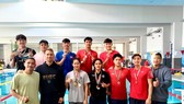 Các tuyển thủ bơi lội Việt Nam tập huấn tại Hungary. Ảnh: H.Q.P