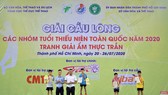 Tay vợt Doãn Quốc Bảo (ngoài cùng bên trái) giành HCB lứa tuổi U9 tại giải đấu năm 2020, nhưng năm nay đăng ký ở lứa tuổi U13. Ảnh: P.N