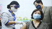 Đang triển khai tiêm vaccine Covid-19 tại TPHCM, Hà Nội và Hải Dương