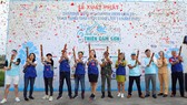 Ban tổ chức và đại diện nhà tài trợ cùng phát động lễ xuất phát Caravan 2030 lần thứ 29 với chủ đề “Tình ca Thiên Cẩm Sơn"