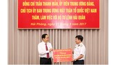 Ủy ban TƯ MTTQ Việt Nam tặng quà Quân chủng Hải quân